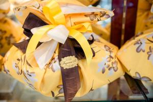 idee-regalo-pasqua-uova-cioccolata-pasticceria-frignani-ferrara-031